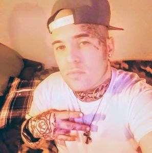 Meet your Posher, Derek